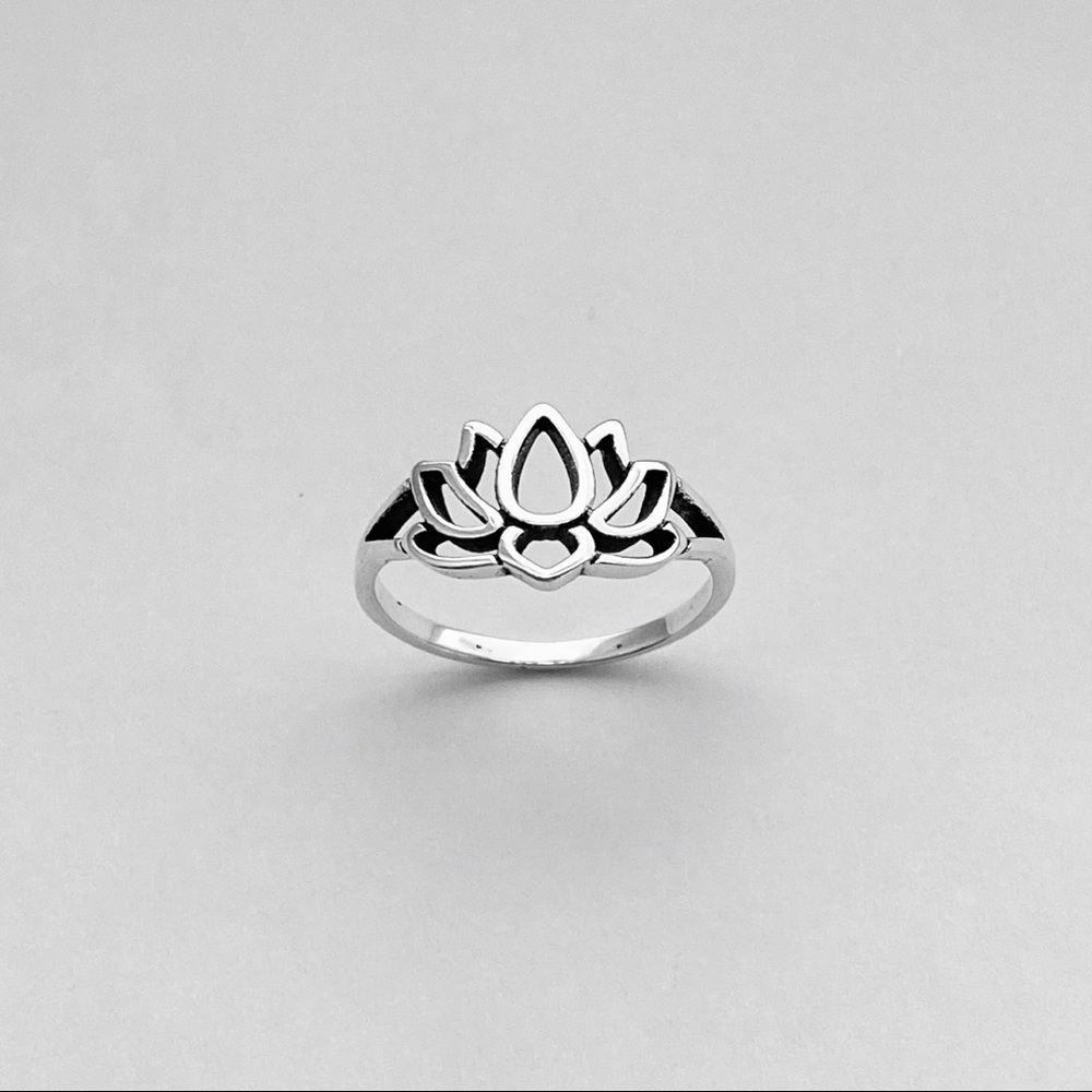 Sterling Silver Lotus Flower Ring, Silver Rings, Spirit Ring, Floral, Flowers